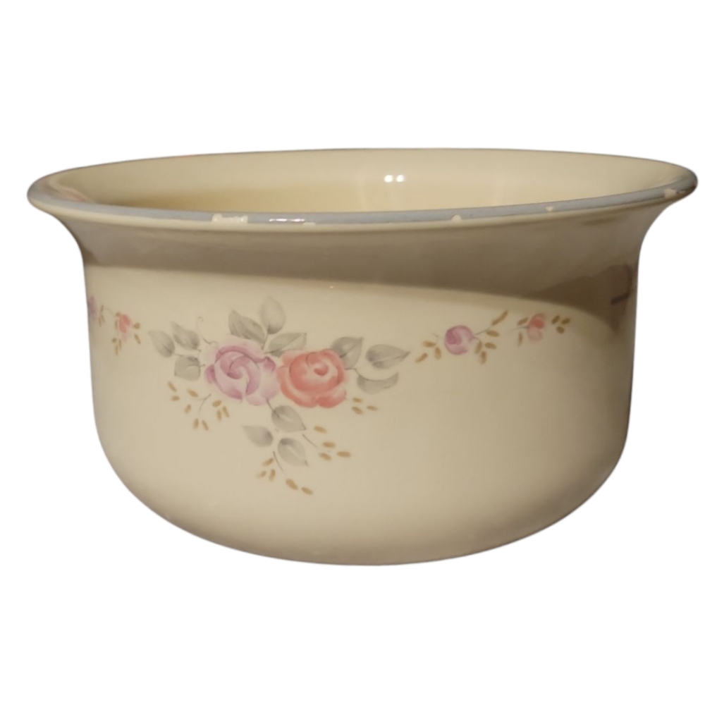 1 Vtg 1988-1996 Trousseau Pfaltzgraff Cereal Butter Bowl Dish Roses Stoneware
